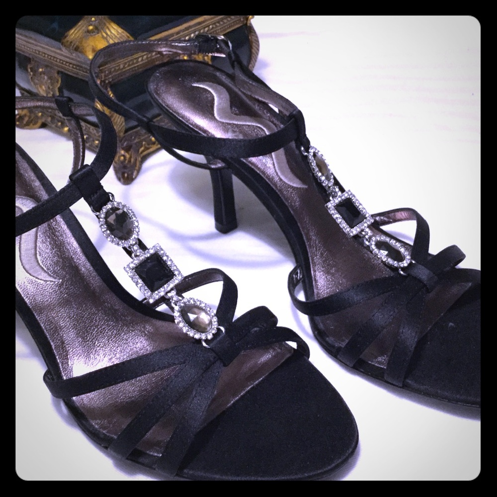 Nina Valera-LS Black Luster SA Slingback Heels